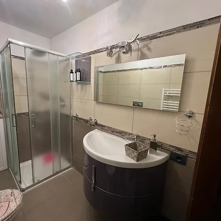 La Casetta Di Lalla Bed & Breakfast 3*